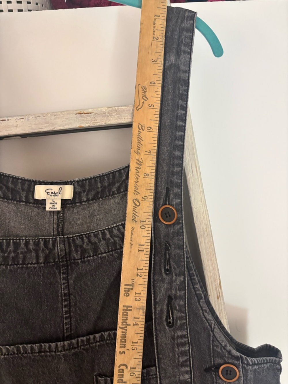 Easel large oversized Distressed Denim Overalls with Bandana Patch, bohemian - Picture 8 of 14